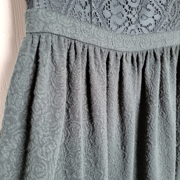 Meet your Posher, Katie - Picture 1 of 1